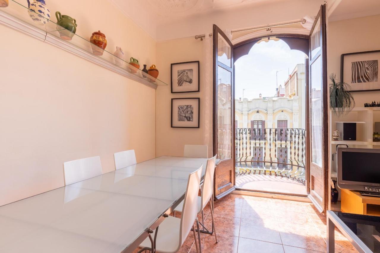 Aparteasy - Modernist Flat In Eixample Center บาร์เซโลนา ภายนอก รูปภาพ