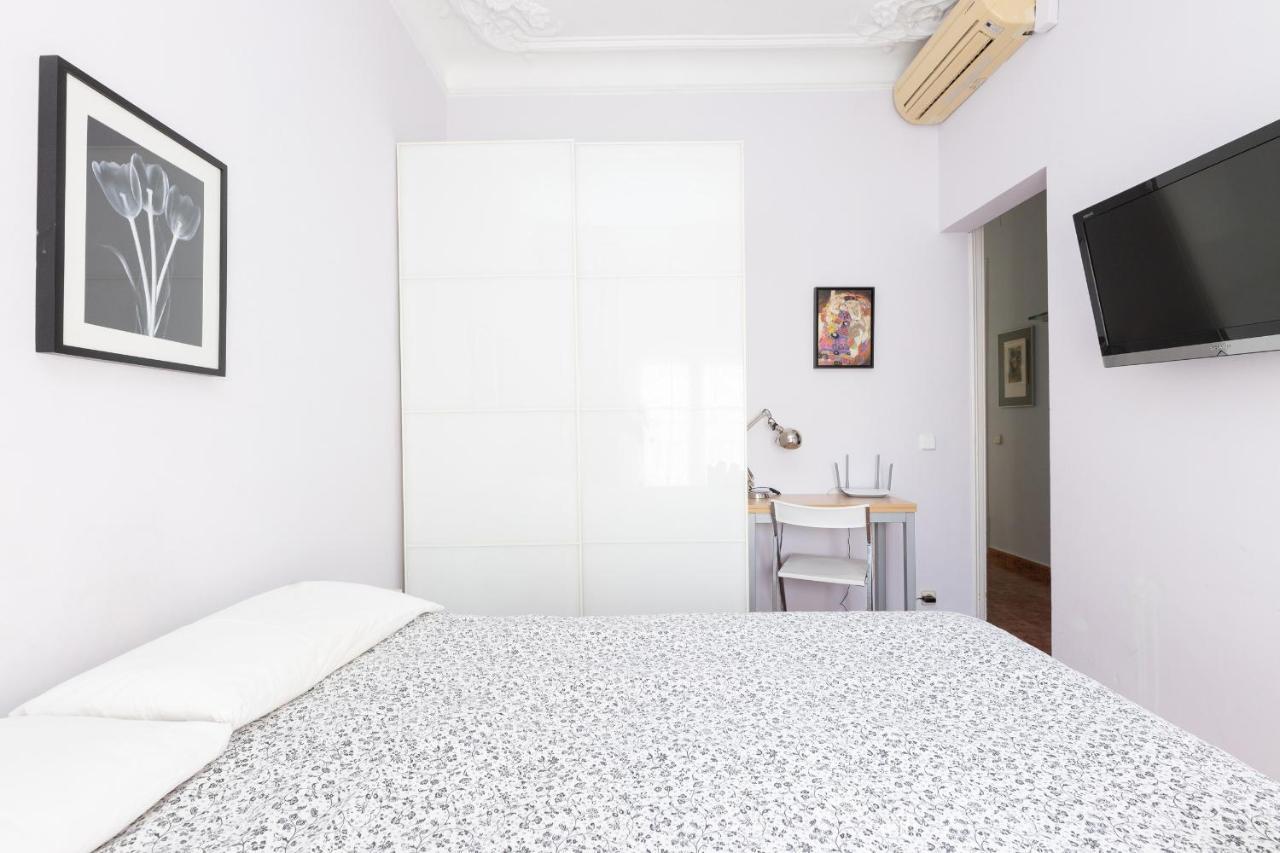 Aparteasy - Modernist Flat In Eixample Center บาร์เซโลนา ภายนอก รูปภาพ